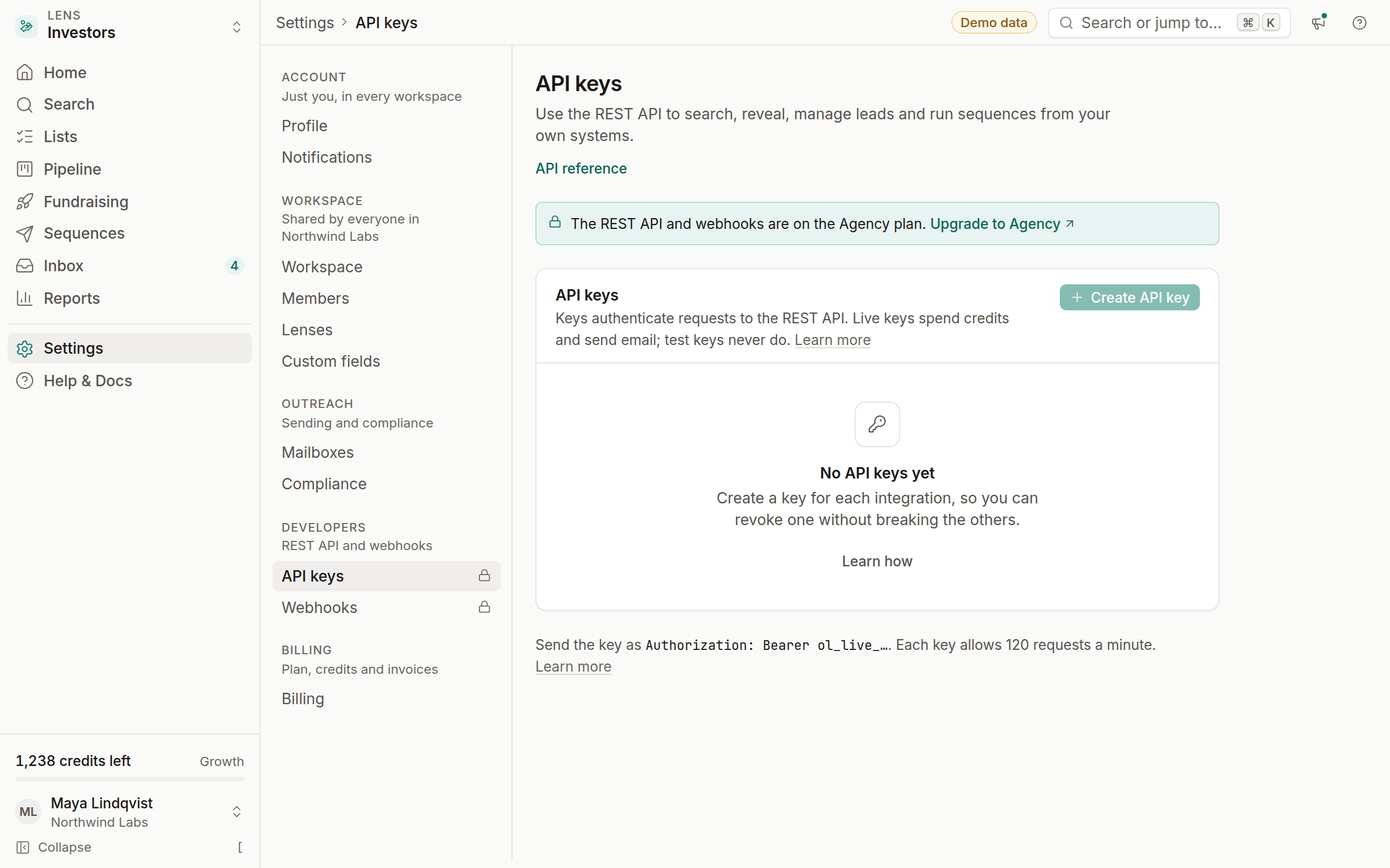 API settings listing keys with their name, prefix, mode and last use